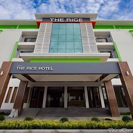 The Rice Hotel Roi Et Exterior foto